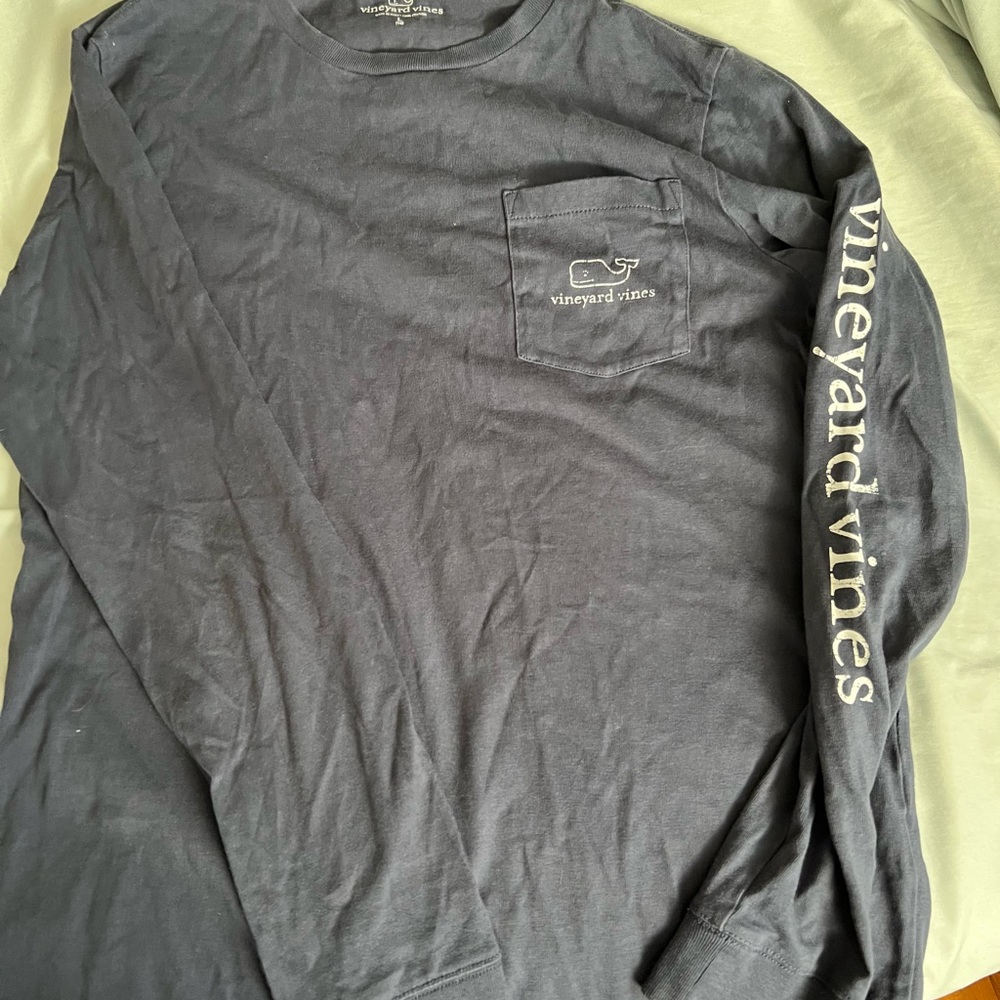 Boys Vinyard Vines shirt